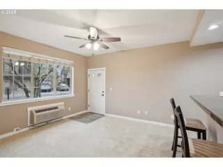 Photo #2: 724059663 Listing