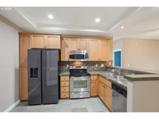 Photo #6: 724059663 Listing