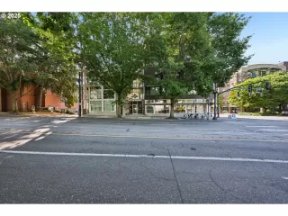 Click for more information on MLS # 724682469 : 1234 SW 18TH AVE 501 More Details about MLS # 724682469 : 1234 SW 18TH AVE 501