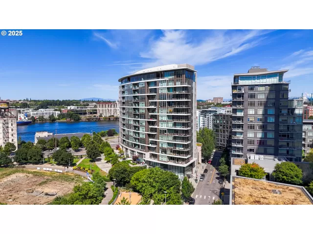 MLS: 724701418 Condo For Sale