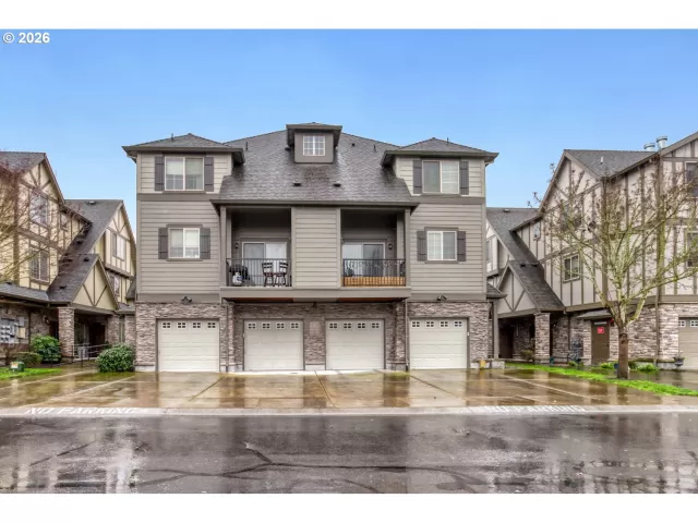 MLS: 724815814 Condo For Sale