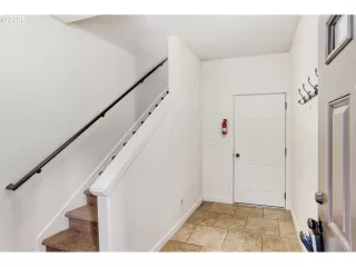 Photo #3: 724815814 Listing 