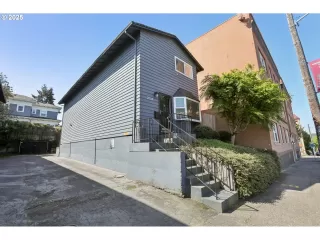 Photo #1: 724934765 Listing 