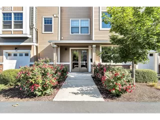 Photo #4: 726062372 Listing