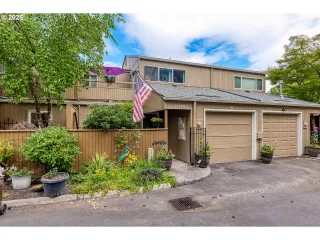 Photo #1: 726089876 Listing