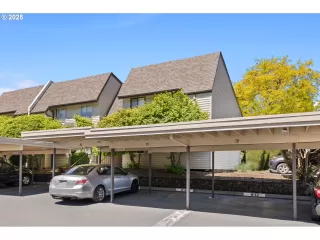 Photo #1: 726501878 Listing