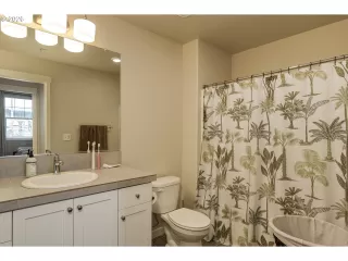 Photo #5: 726868336 Listing 