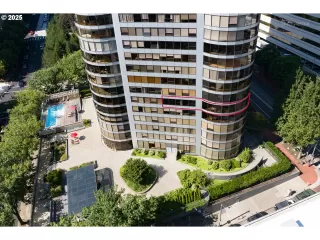 Photo #1: 727273290 Listing