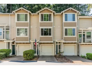 Photo #2: 727343492 Listing