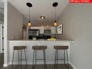 Photo #1: 727449441 Listing 