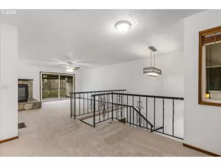 Photo #6: 728038805 Listing 