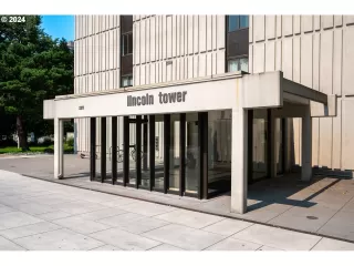 Photo #1: 728389165 Listing 