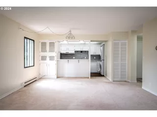 Photo #3: 728389165 Listing 