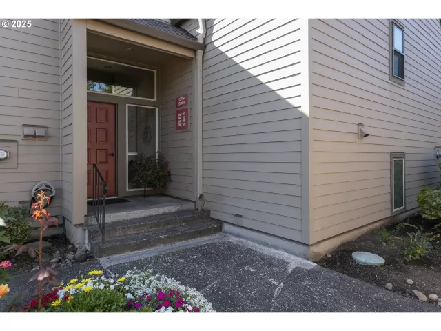 MLS: 728434701 Condo For Sale