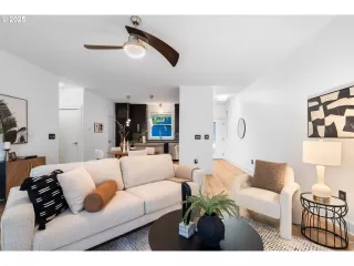 Photo #1: 728485181 Listing