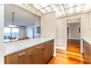 Photo #1: 729004116 Listing