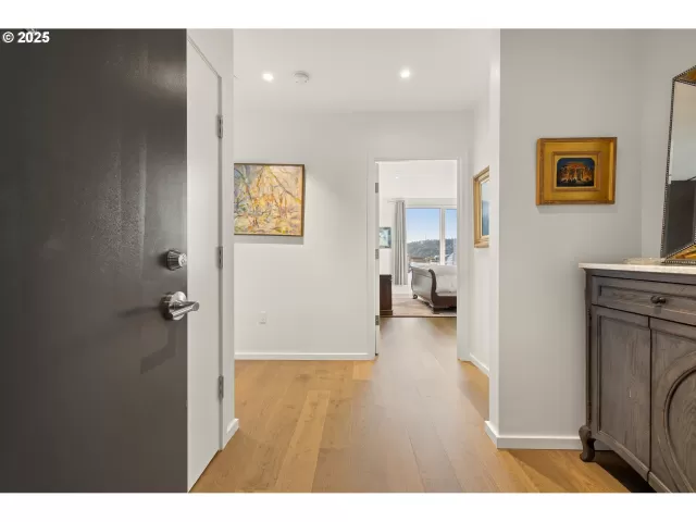 MLS: 729137269 Condo For Sale