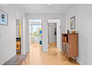 Browse active condo listings in JEFFERSON