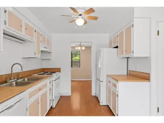 Photo #2: 729905717 Listing 
