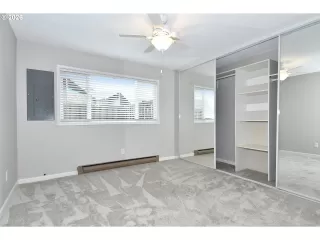 Photo #5: 730206746 Listing 