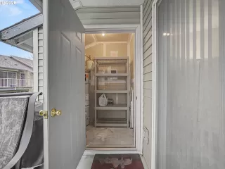 Photo #5: 730866277 Listing