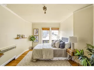 Photo #4: 731935805 Listing 