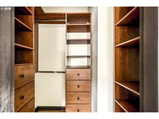 Photo #6: 731935805 Listing 