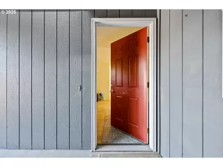 Photo #1: 732008615 Listing 