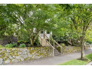 Photo #2: 732024174 Listing