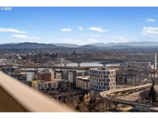 Photo #4: 732289887 Listing