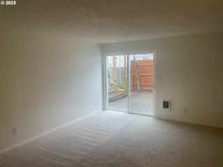 Photo #2: 732365393 Listing