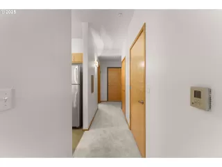 Photo #6: 733635998 Listing