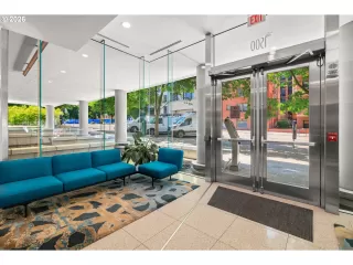 Photo #3: 733764368 Listing 