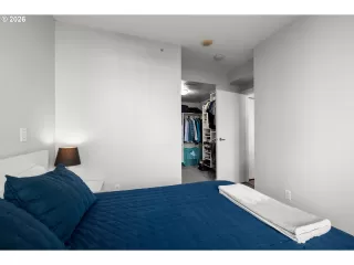 Photo #5: 733764368 Listing 