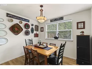 Photo #1: 733825316 Listing