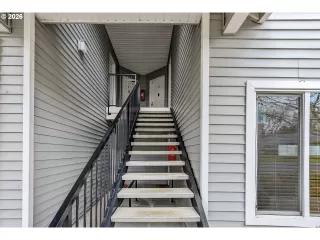 Photo #3: 734315311 Listing 