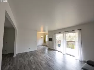 Photo #3: 734500074 Listing 