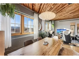 Photo #6: 734808489 Listing 