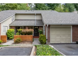 Photo #5: 735899645 Listing 