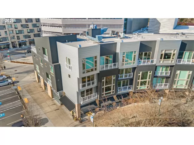 MLS: 736592275 Condo For Sale