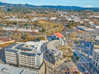 Photo #4: 736592275 Listing