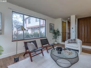 Photo #5: 737101229 Listing 