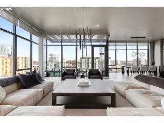 Photo #5: 737578806 Listing 