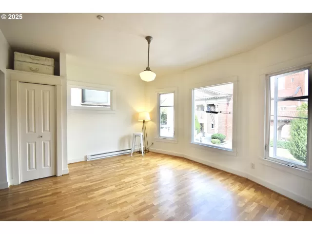 MLS: 737609438 Condo For Sale