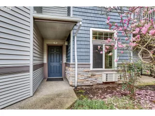 Photo #1: 737709287 Listing 