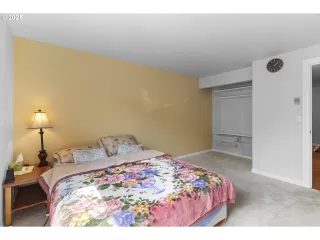 Photo #4: 738409699 Listing 