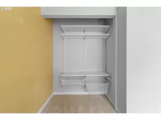 Photo #5: 738409699 Listing 