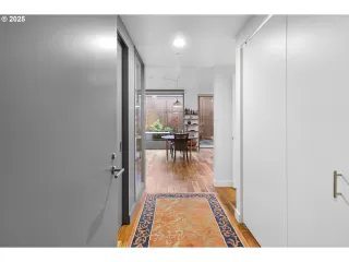 Photo #2: 738966305 Listing