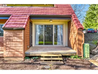 Photo #2: 739260031 Listing 