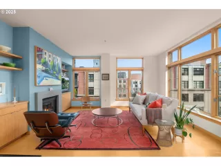 Photo #1: 739277826 Listing